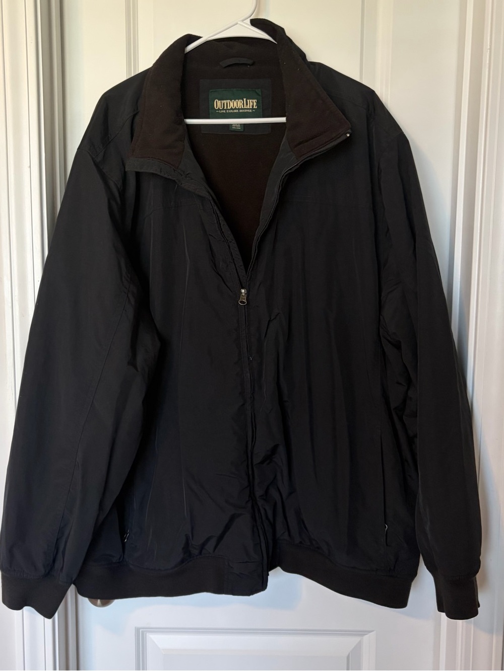 Outdoor Life Men’s Black Zip-Up Jacket
Size XXL